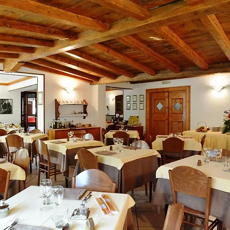 Pineta Hotel 3*