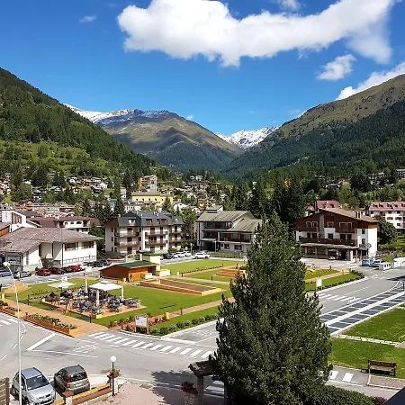 Pineta Hotel 3*