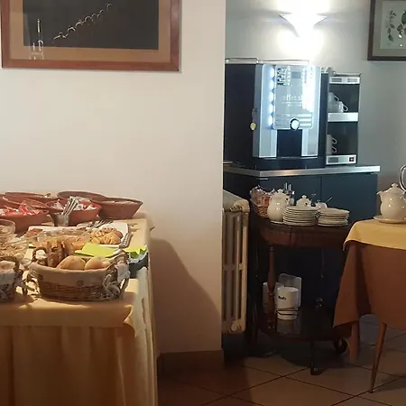 Pineta Hotel 3*